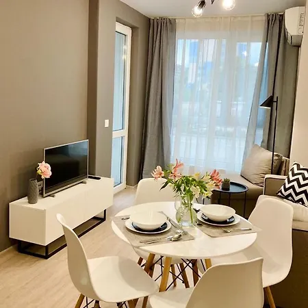 Pearl Apartament Burgas City