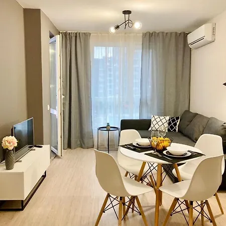 Pearl Apartament *